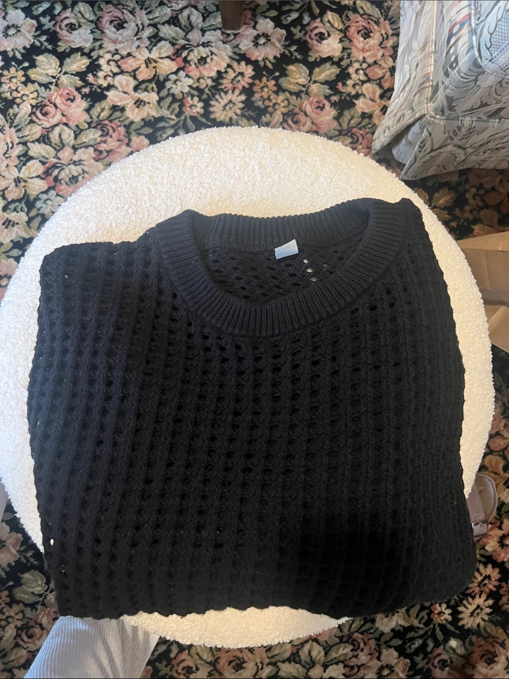 Old Navy Cropped Black Sweater